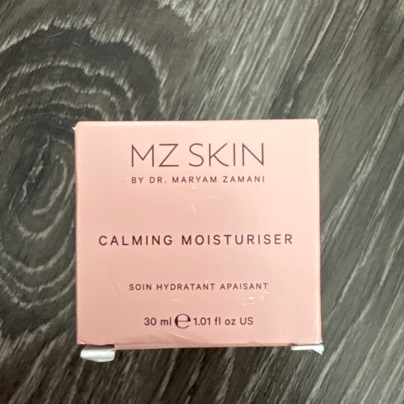 MZ Skin Calming Moisturizer 30ML - Picture 3 of 4